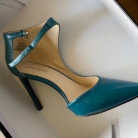 Nine west - Picture 3 of 6